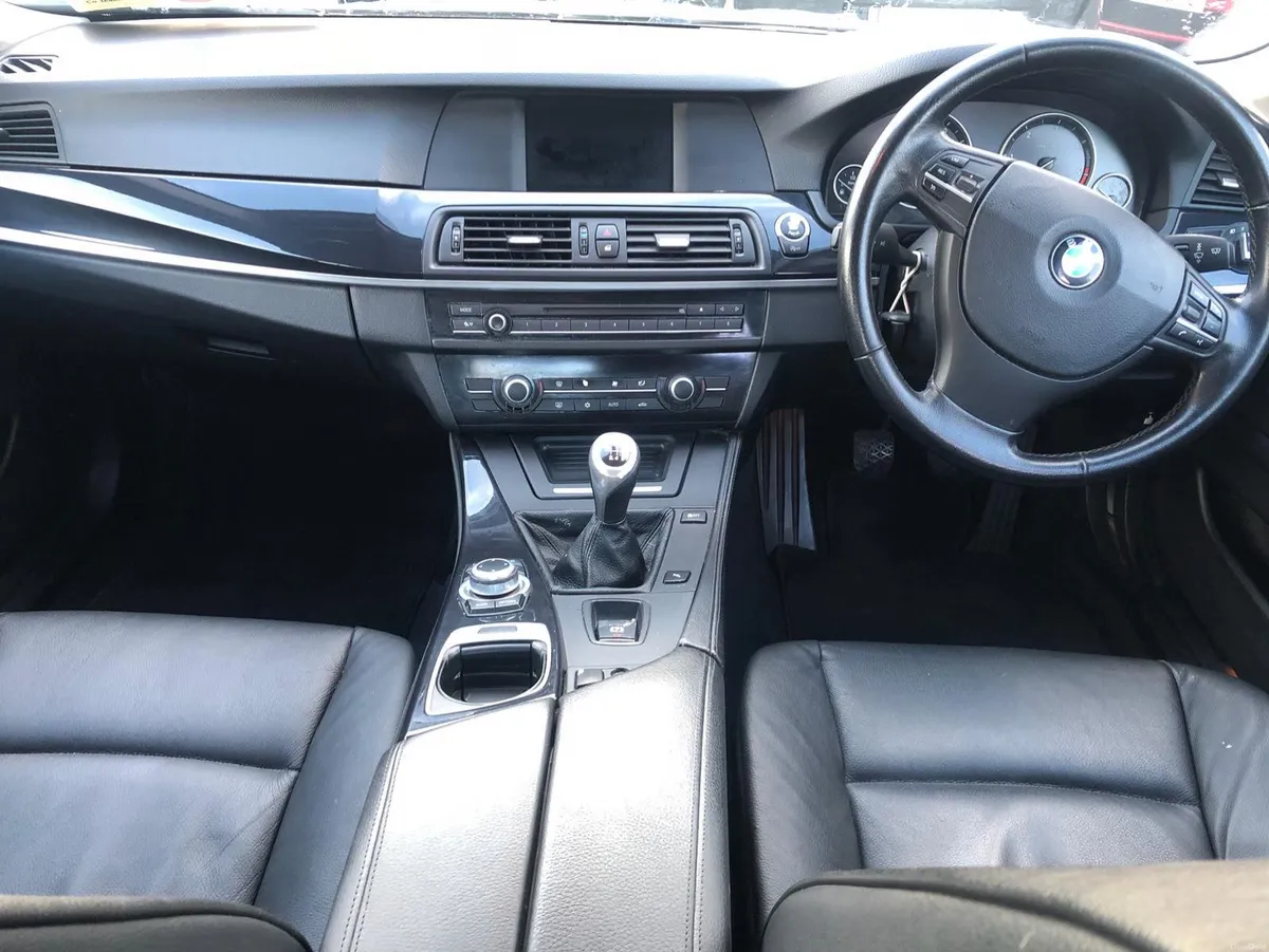 2011 BMW 520D **FULL LEATHER** - Image 5