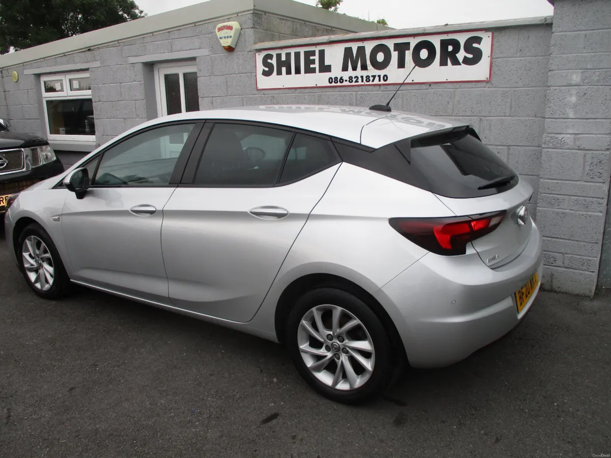 OPEL ASTRA  2020 1.5 DIESEL MANUAL H BACK - Image 4