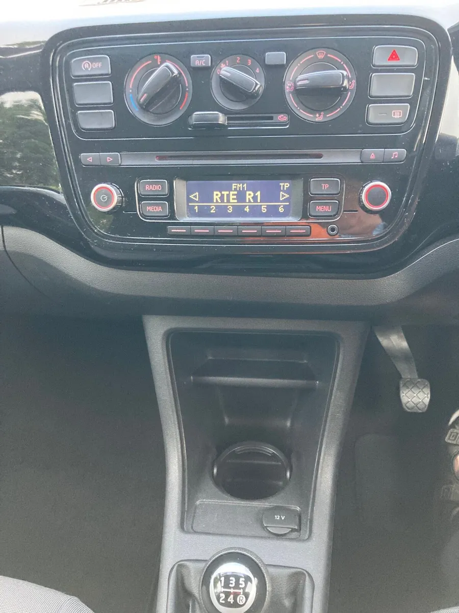 VOLKSWAGEN UP. …NCT to AUG 2027 - Image 5