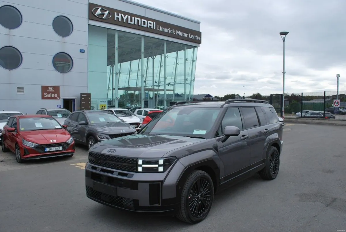 Hyundai Santa Fe Calligraphy 1.6 Petrol Phev - Image 1