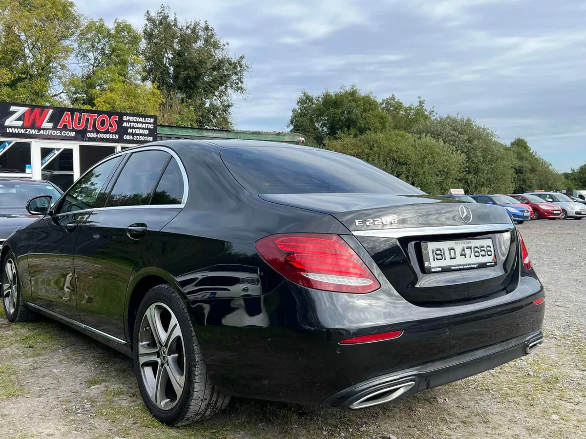 191 Mercedes-Benz E-Class - Image 5