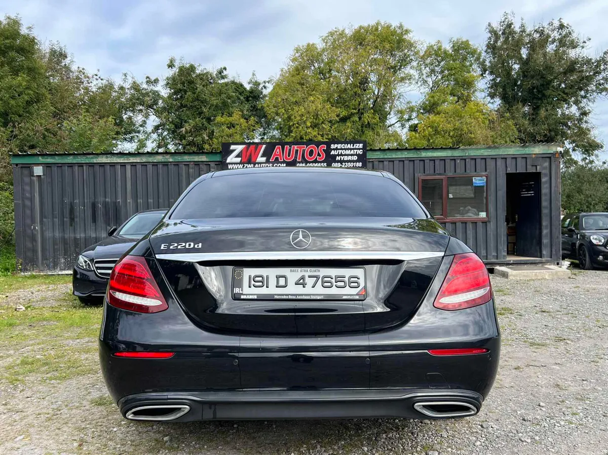 191 Mercedes-Benz E-Class - Image 6