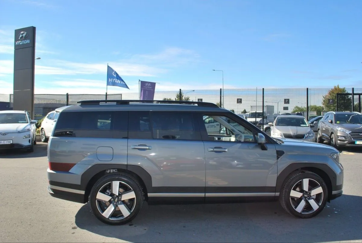 Hyundai Santa Fe Premium Phev - Image 6