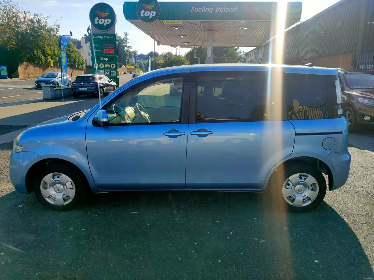 2013 toyota sienta  automatic 7 seater - Image 3