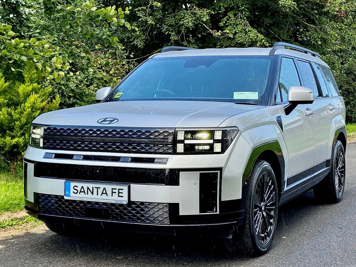 261 - SANTA FE PHEV CALLIGRAPHY - Image 3