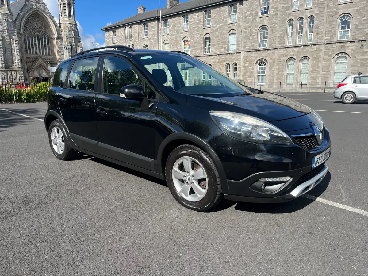 Renault Scenic 2014, SAT NAV - Image 1