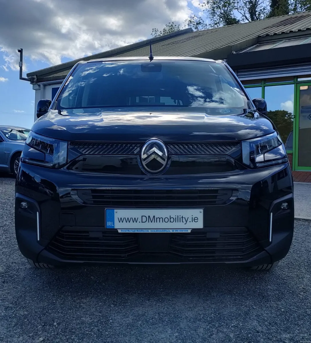 261 Wheelchair Car - Image 2