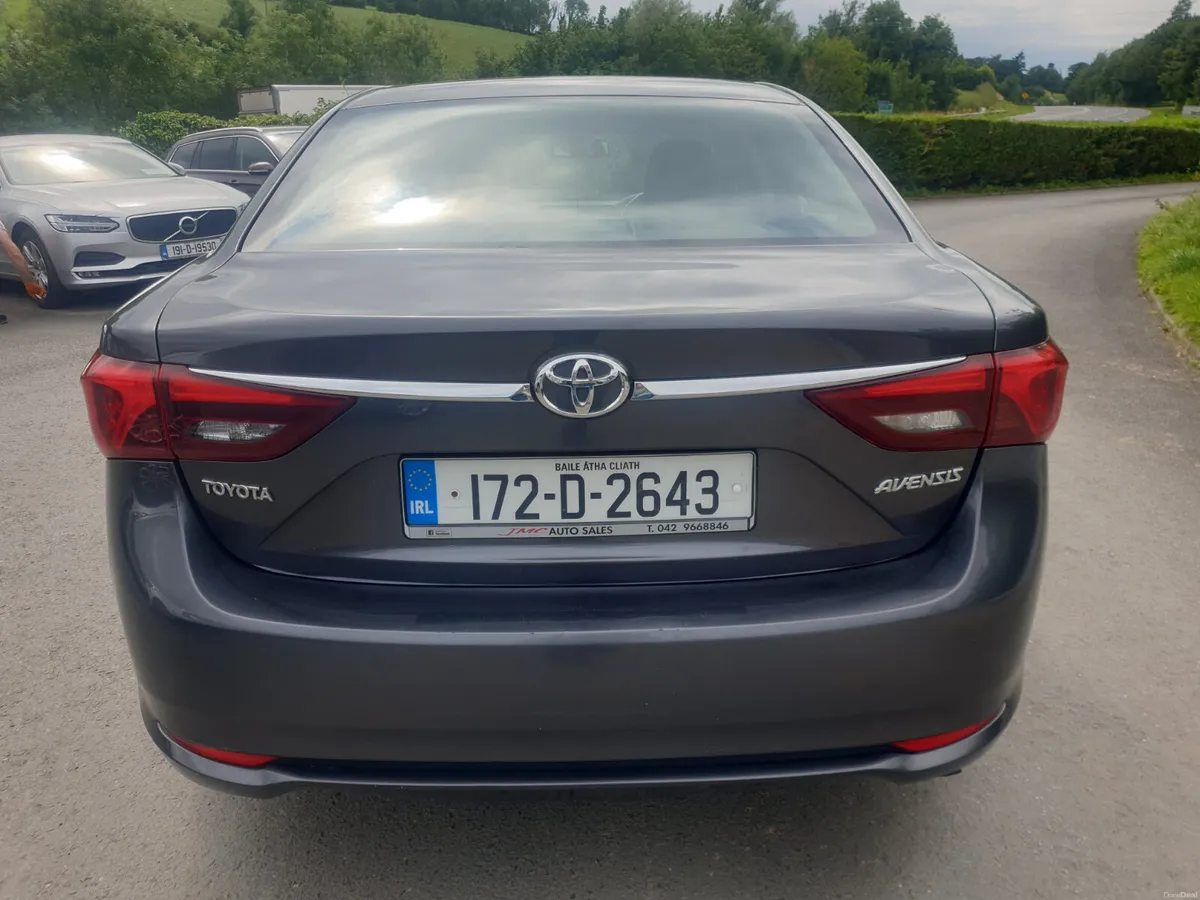 Toyota Avensis 2017 - Image 5