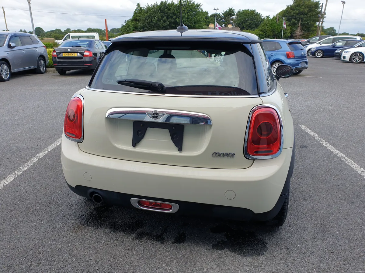 MINI COOPER 1.2 PETROL AUTOMATIC - Image 5