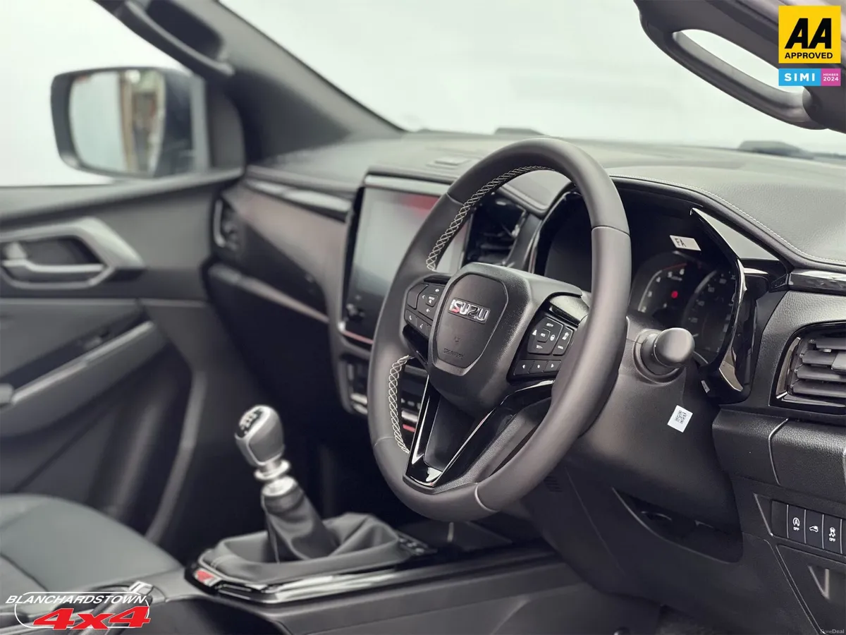 261 ISUZU DMAX LSE® NEW FACELIFT MODEL VATQ - Image 4