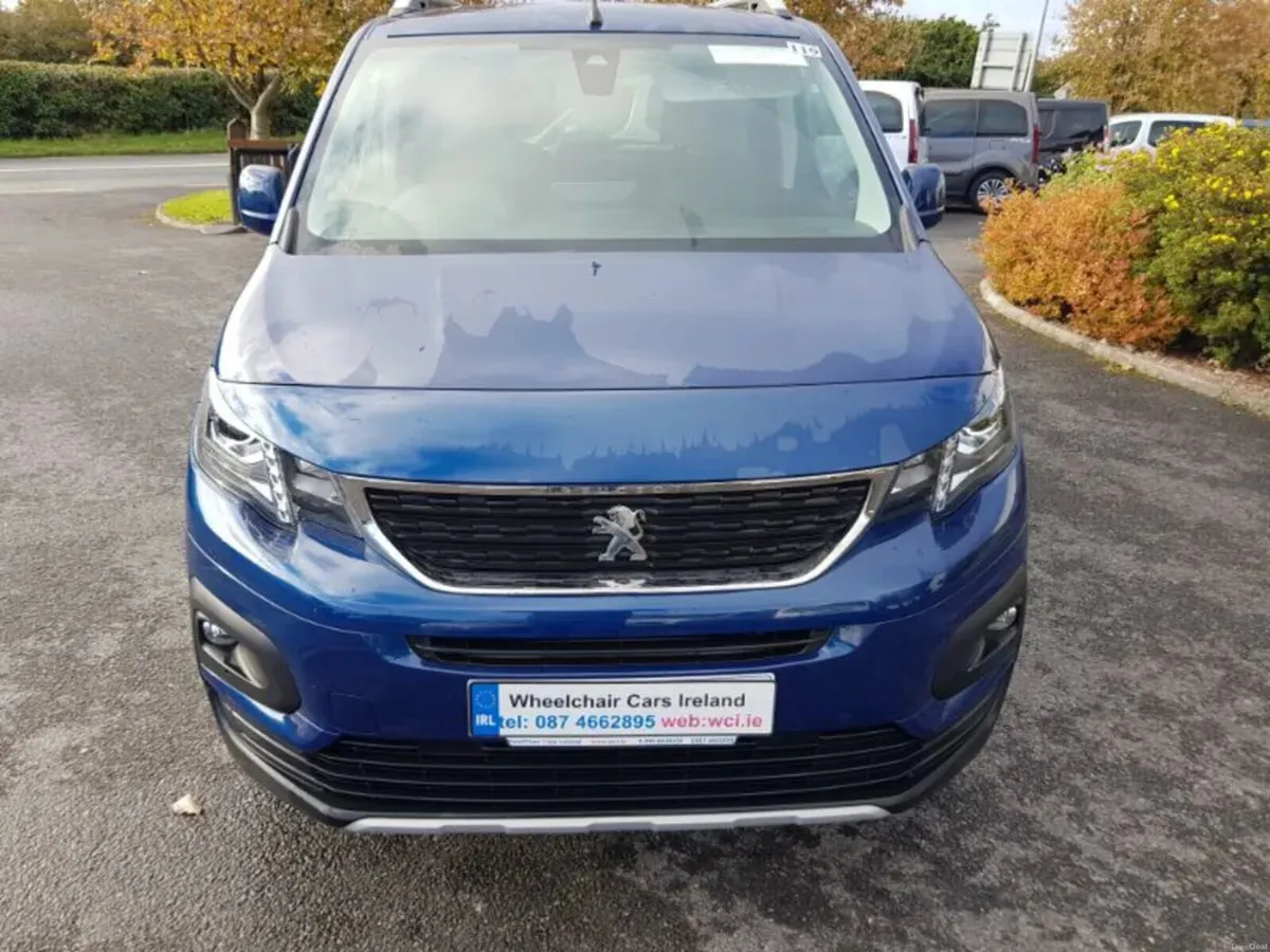 Wheelchair Accessible Peugeot Rifter Horizon - Image 4