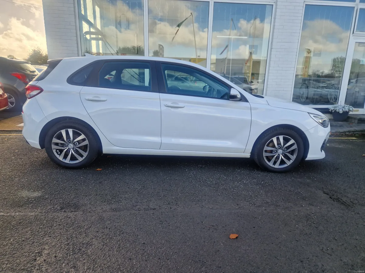 Hyundai i30 2019 - Image 3