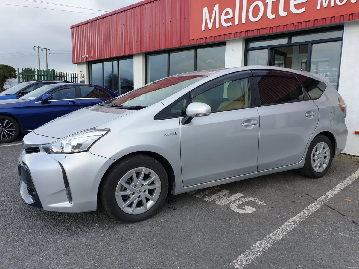 TOYOTA PRIUS ALPHA 7 SEATER HYBRID AUTO - Image 2