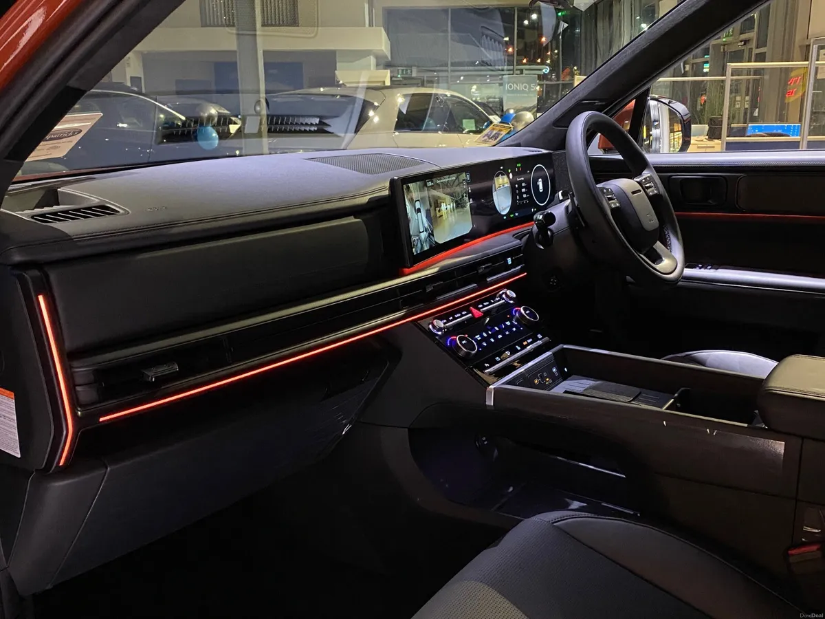 261 - PHEV 265 BHP Santa Fe Calligraphy 4WD - Image 4