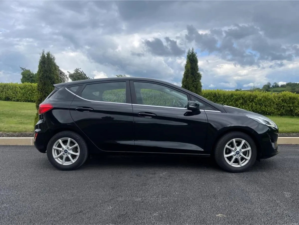 Ford Fiesta Petrol - Image 6