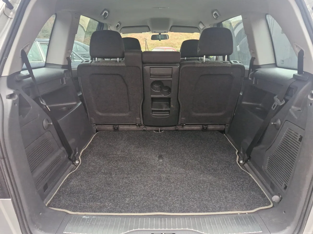 Vauxhall Zafira 2008. One owner - Image 3