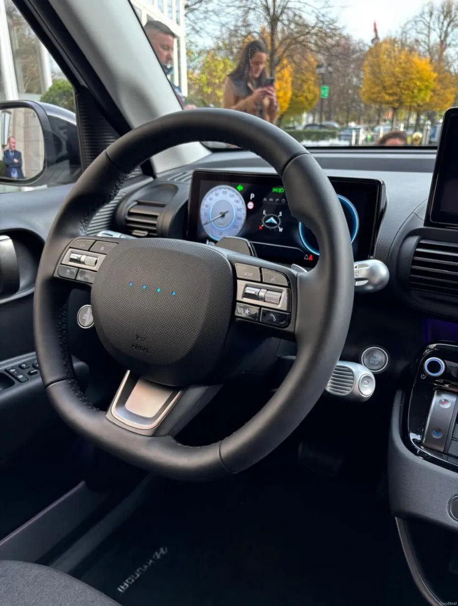 261 *The All New* Hyundai Inster EV - VIDEO TOUR - Image 4