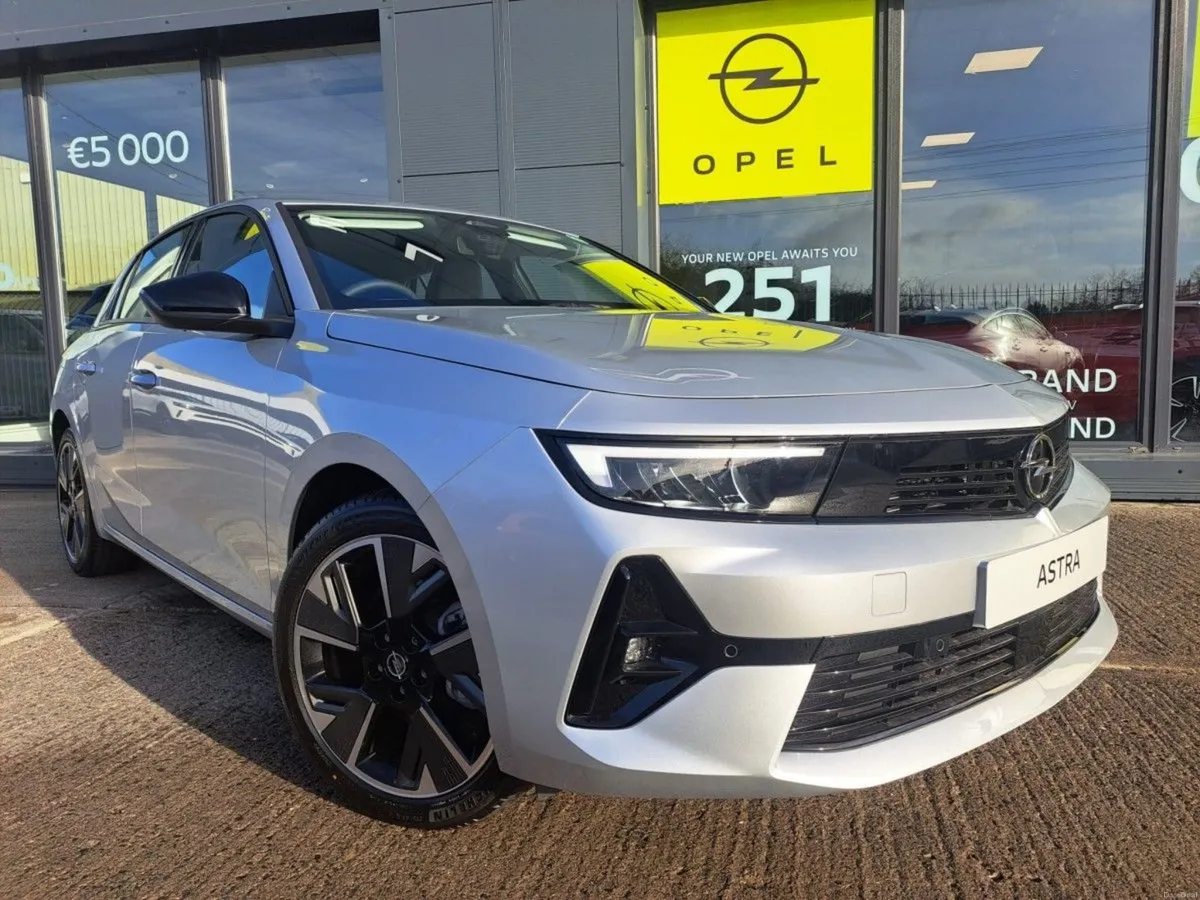 Opel Astra 2025 ELEGANCE 54KWH - Image 3