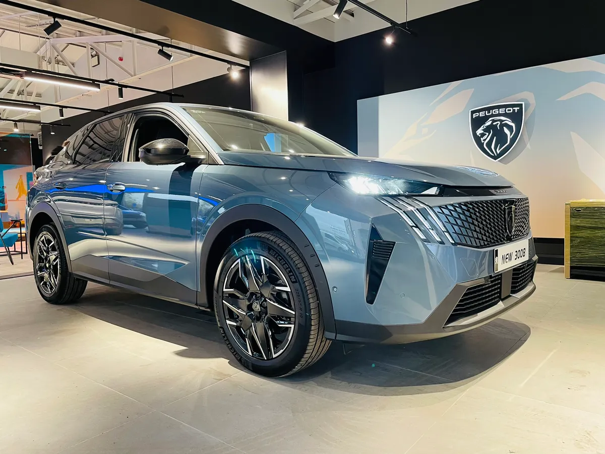 2025 peugeot 3008 Allure - Image 3