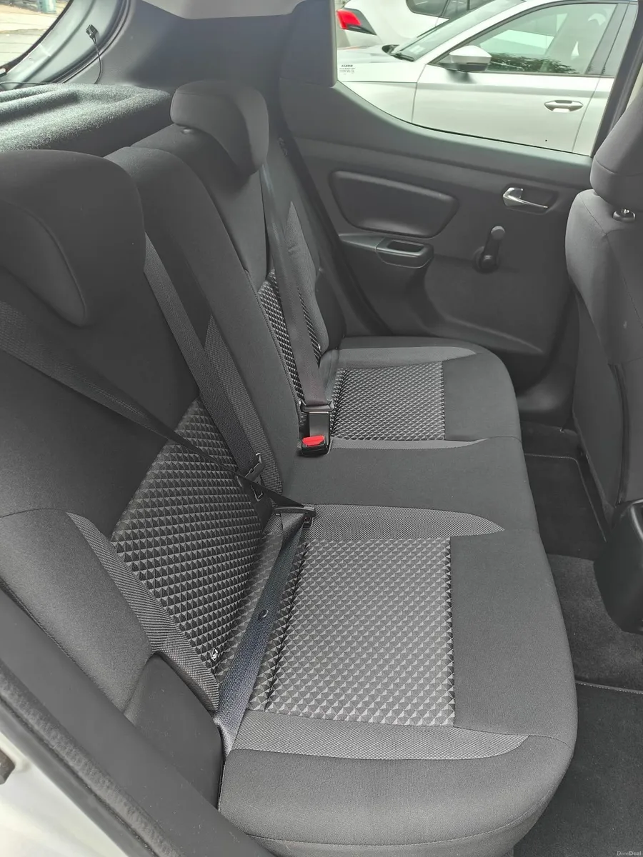 Nissan Micra 2019/2   Petrol 1.0 - Image 4