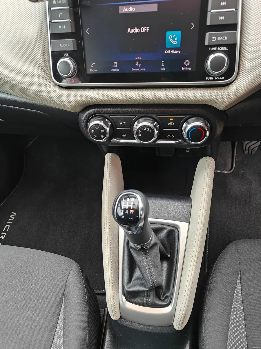 Nissan Micra 2019/2   Petrol 1.0 - Image 6