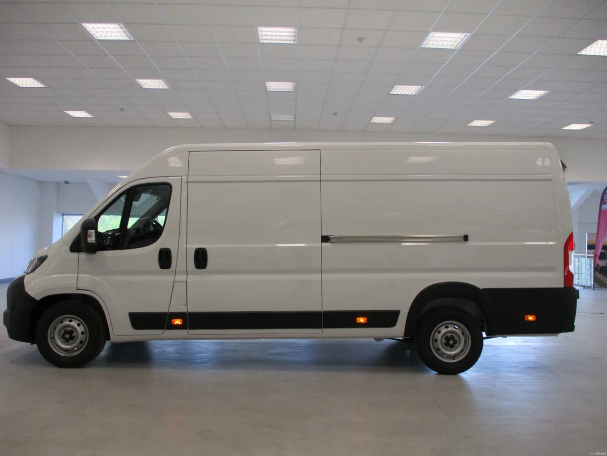 NEW 261 OFFERS 4.9% HP & 5 YR WARRANTY L4H2180 - Image 1