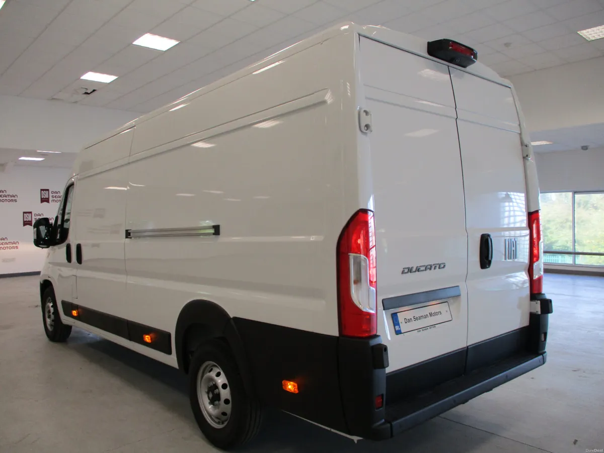 NEW 262 OFFERS 4.9% HP & 5 YR WARRANTY L4H2180 - Image 5
