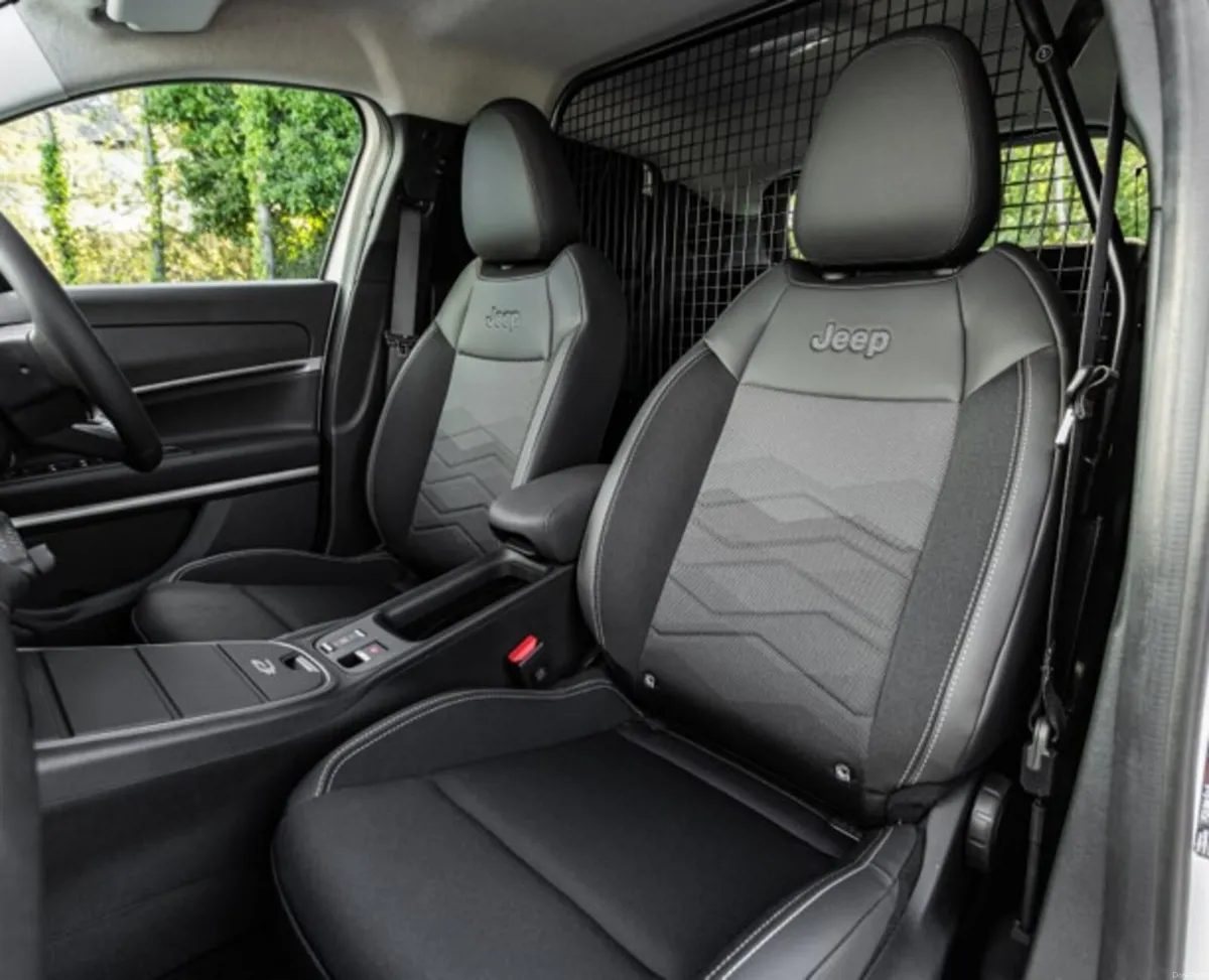 NEW 261 OFFERS- JEEP AVENGER LONGITUDE COMMERCIAL - Image 5