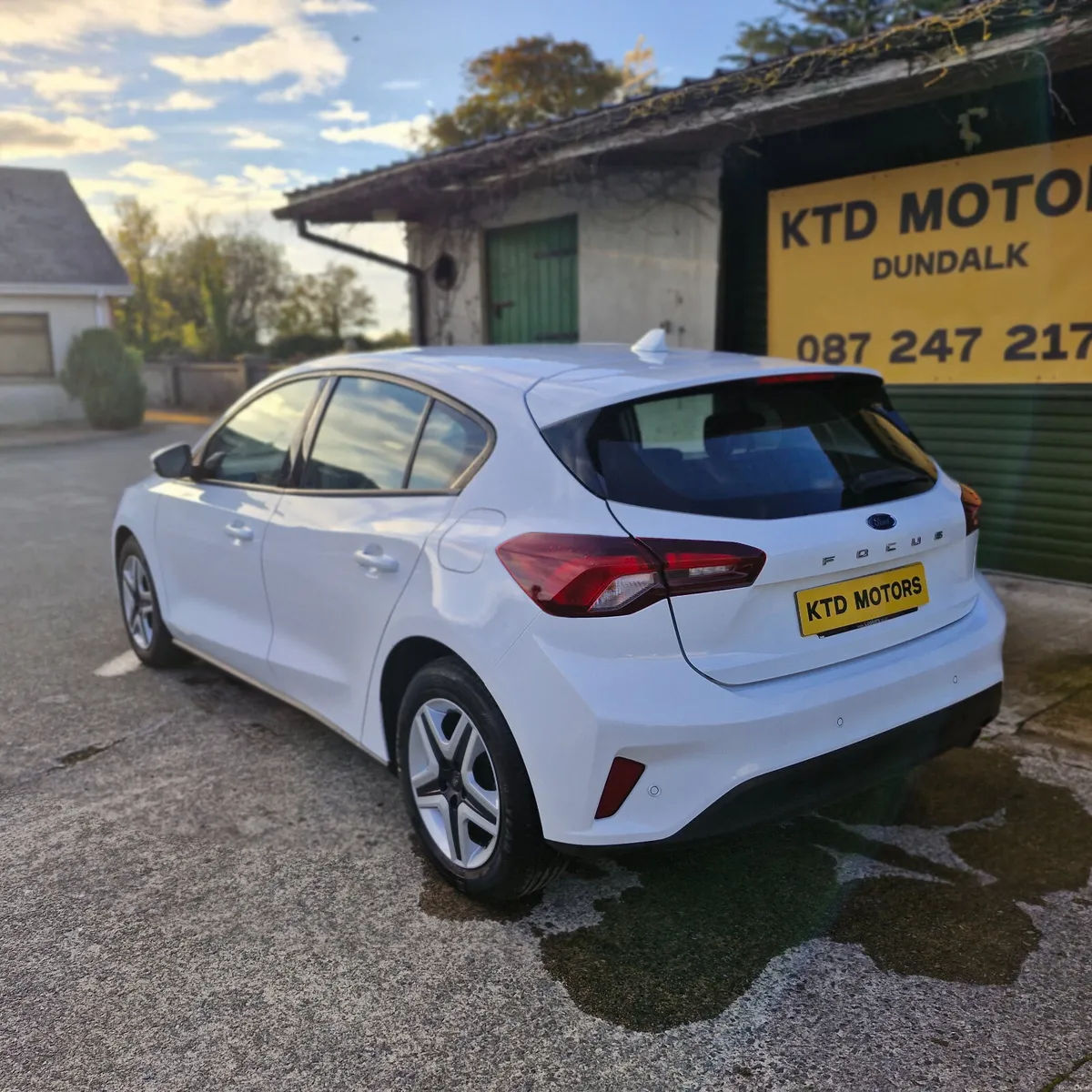 Low Mileage Ford Focus 2022 1.5d auto - Image 4