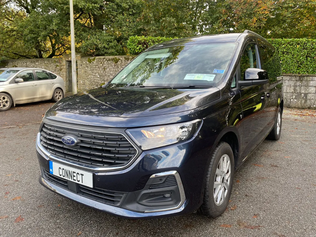 Ford Tourneo Connect 2025 - Image 2