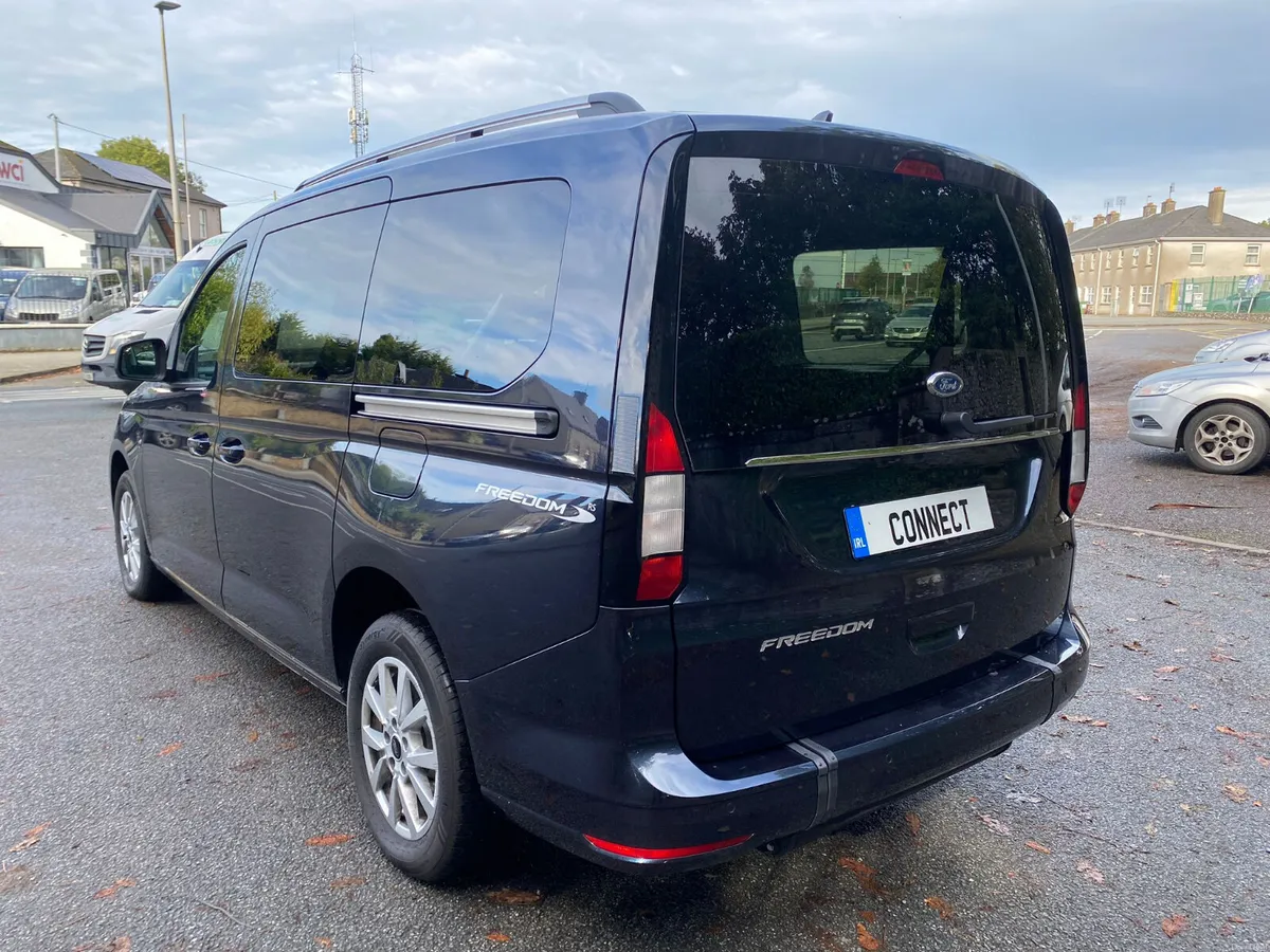 Wheelchair Accessible Ford Tourneo Connect 2025 - Image 6