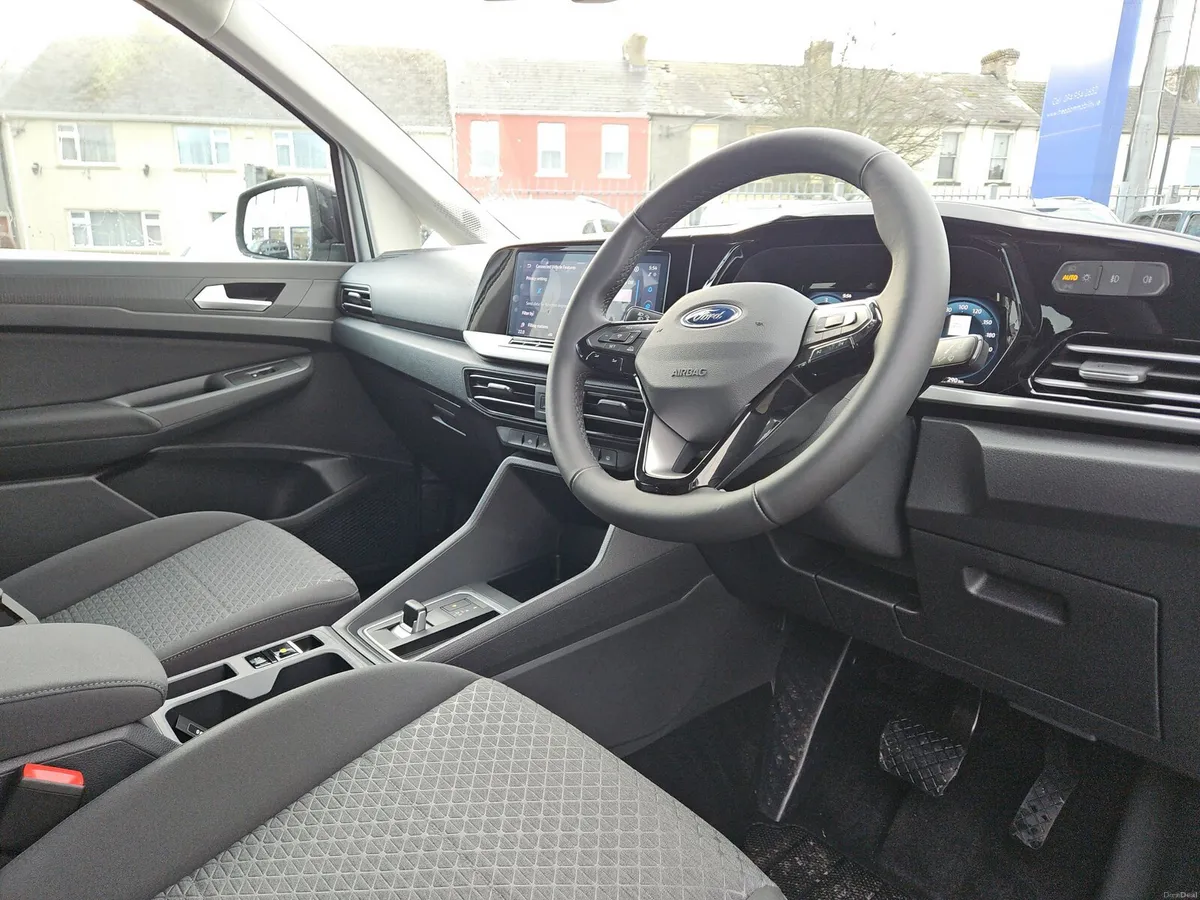 New Ford Tourneo Connect Automatic Taxi - Image 6