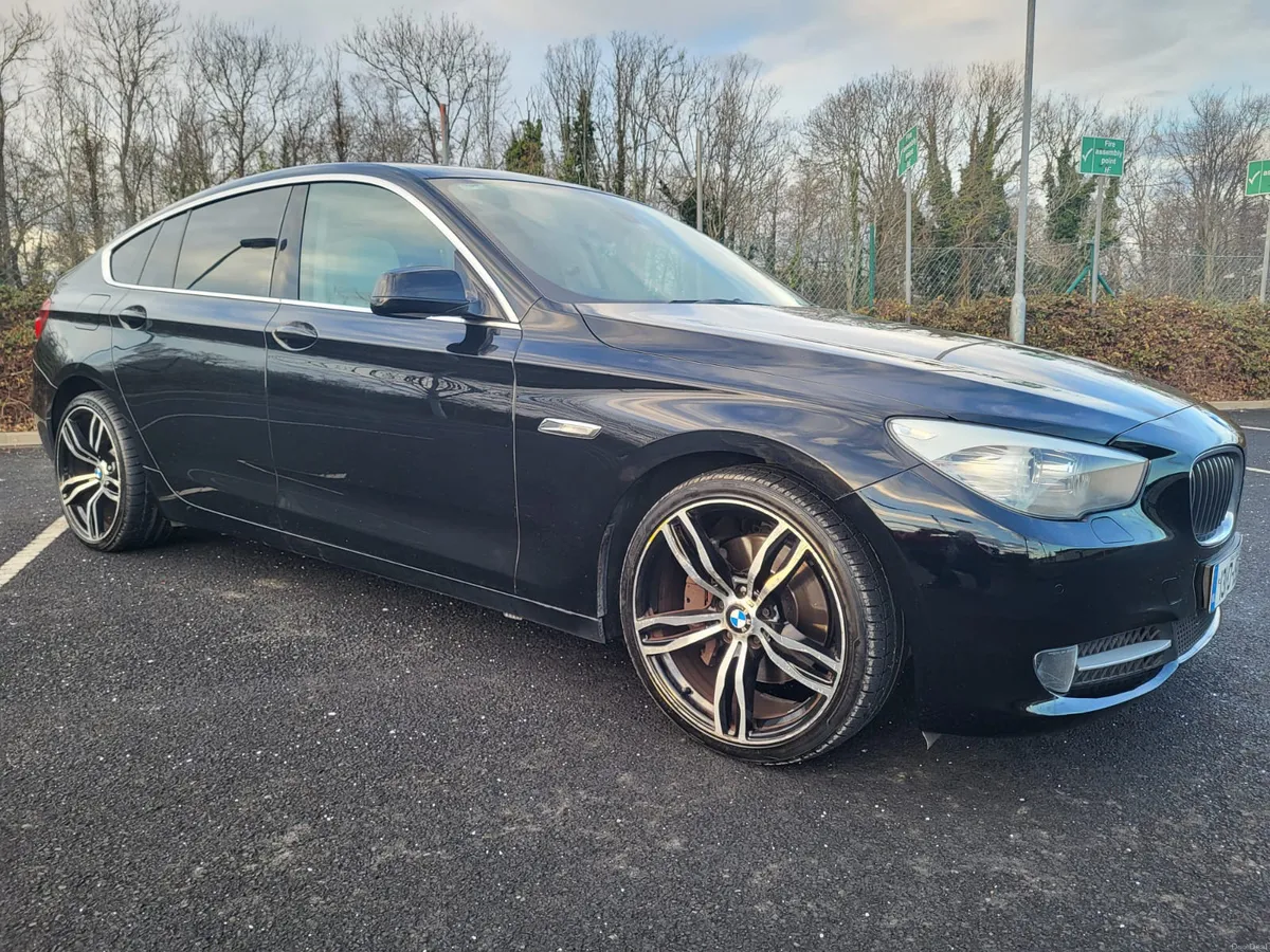 2013 BMW 520D GT AUTOMATIC SE - Image 1