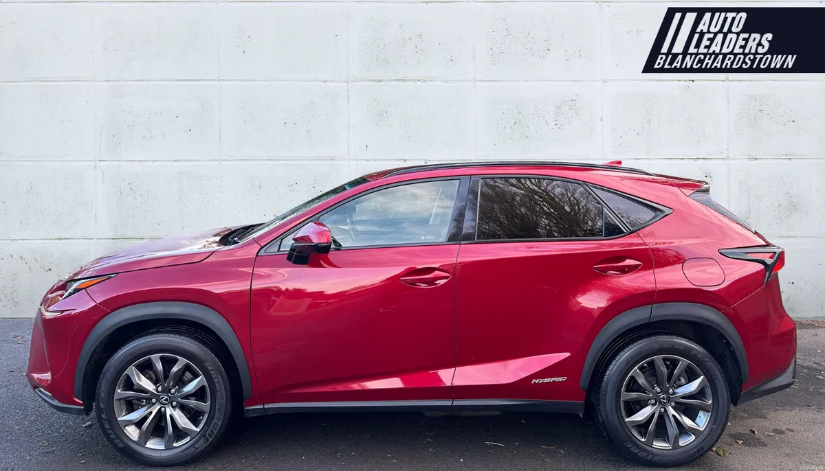 (182)LEXUS NX 300H 2.5 LUX CVT HYBRID 194HP LOW KM - Image 2