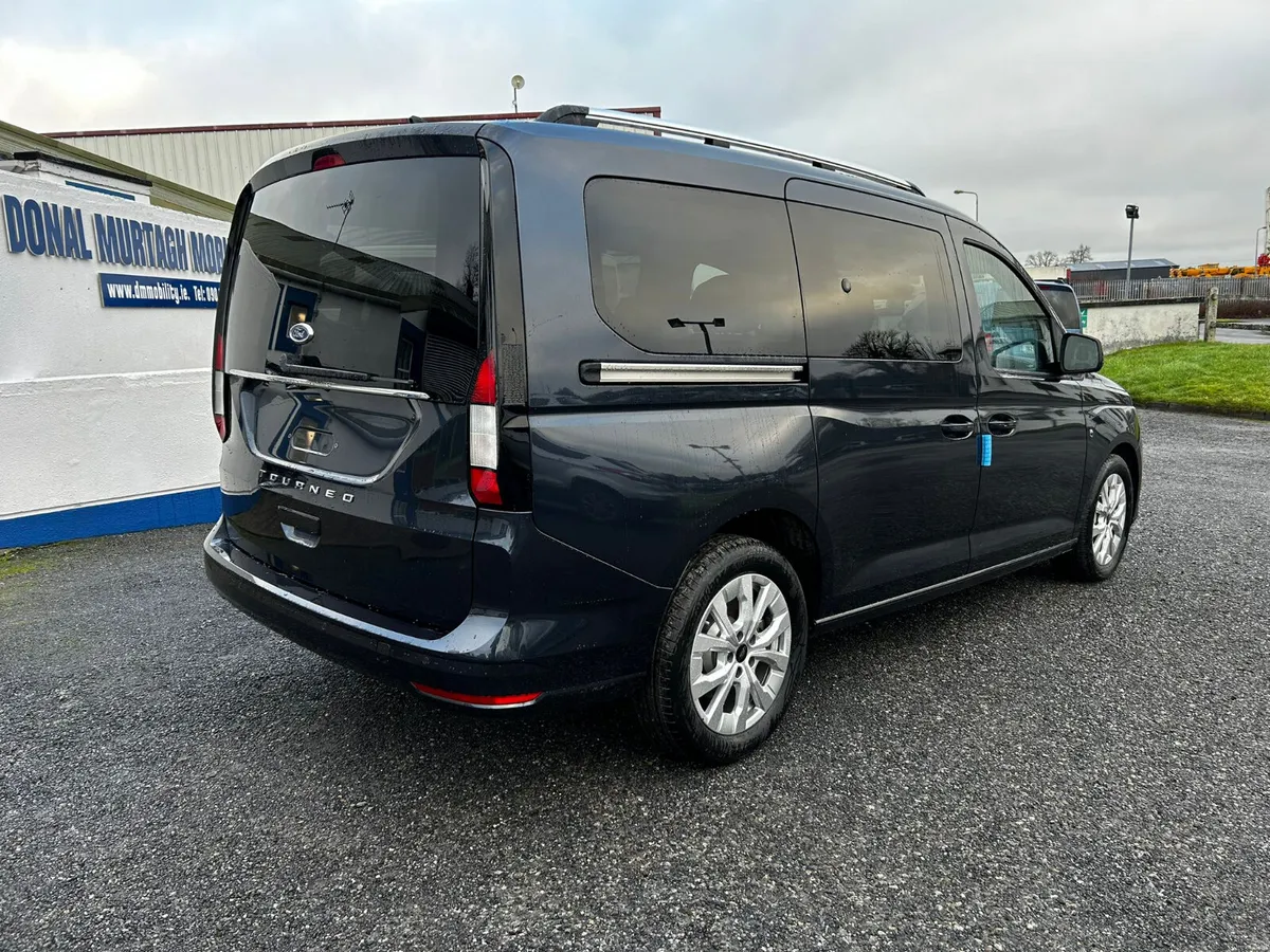 New Taxi Spec WAV *Auto* 7 Seater* - Image 6