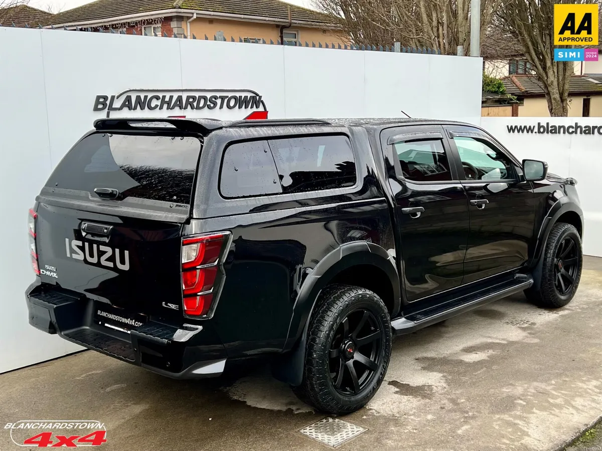 261 ISUZU DMAX COBRA LSE ONYX BLACK VATQ - Image 2