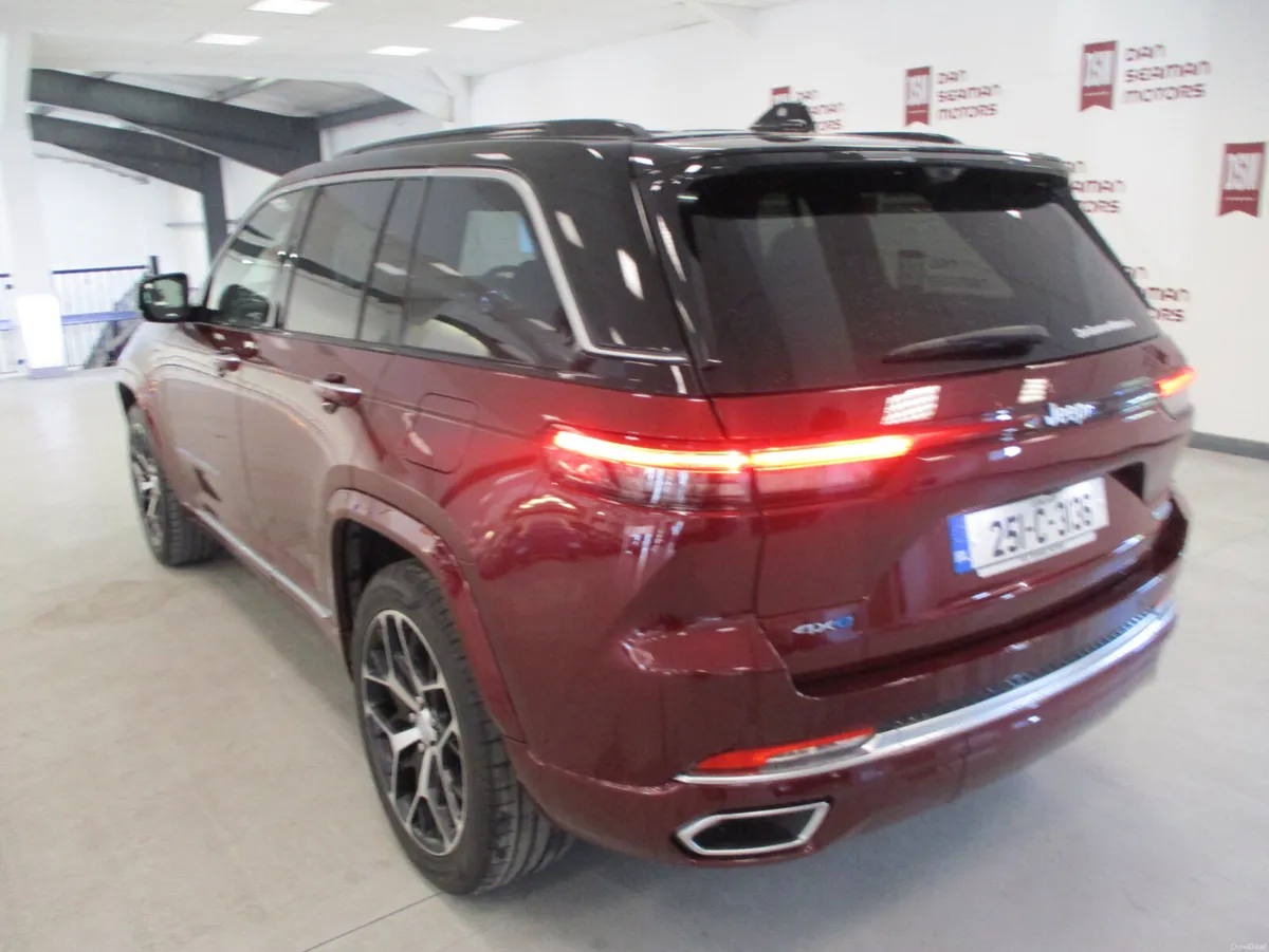 2025 JEEP GRAND CHEROKEE SUMMIT RESERVE PHEV 4XE - Image 5