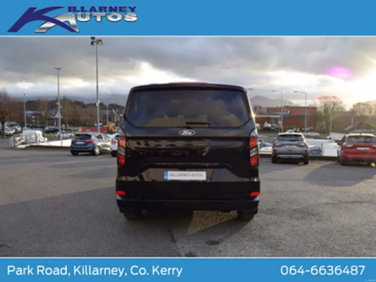 Ford Tourneo Custom 2026 Phev  Limited 8/9 seat - Image 6