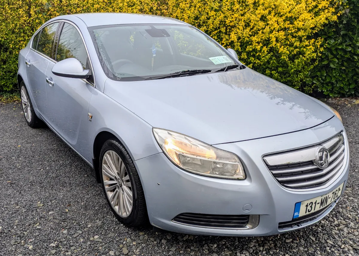 Vauxhall Insignia 2013/NCT 10/26 - Image 1