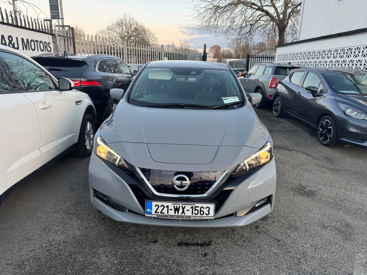 2022 Nissan Leaf  Premium Electric - Image 3