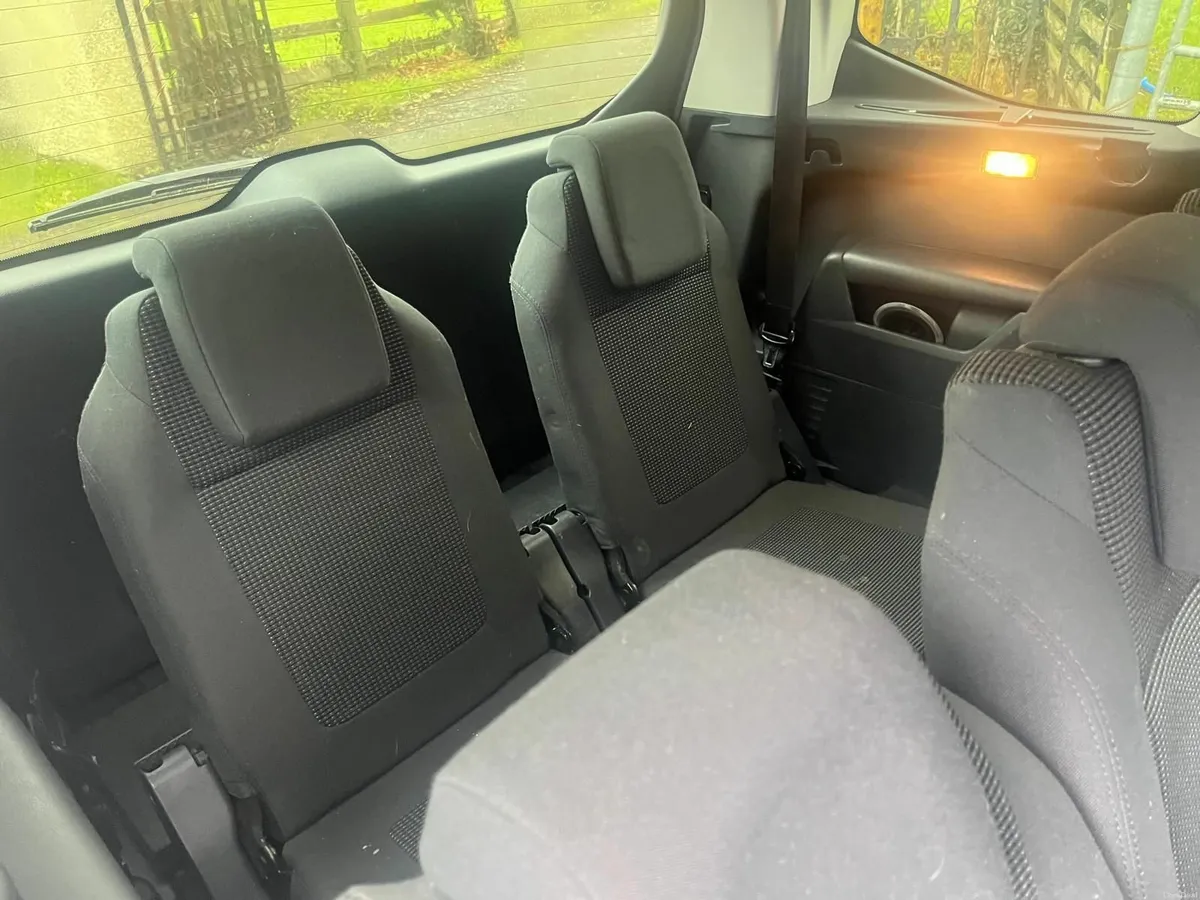 Peugeot 5008 2014 - Image 3