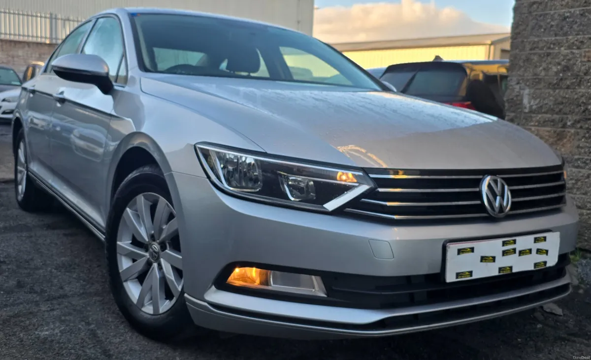 Volkswagen Passat 2019 AUTOMATIC - Image 6