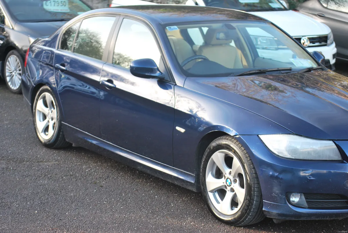 BMW 3-Series 2011 2.0 Diesel - Image 3