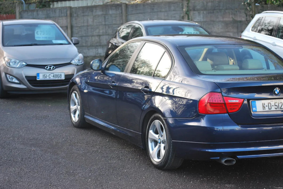 BMW 3-Series 2011 2.0 Diesel - Image 6