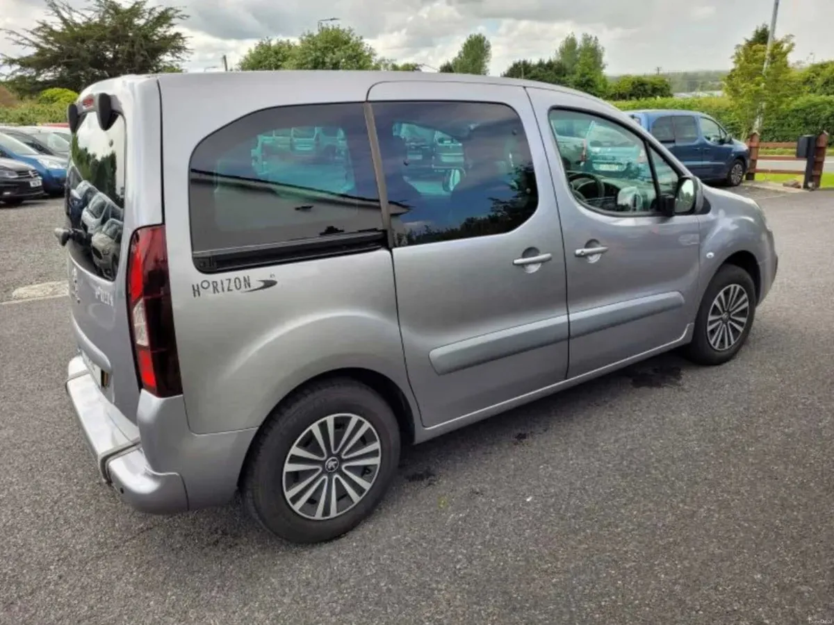 Wheelchair Car Peugeot Partner Horizon - Image 6