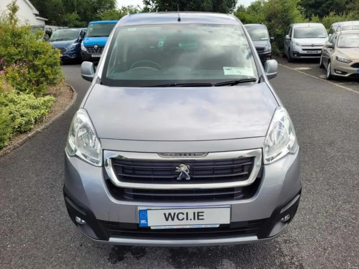 Wheelchair Car Peugeot Partner Horizon - Image 3
