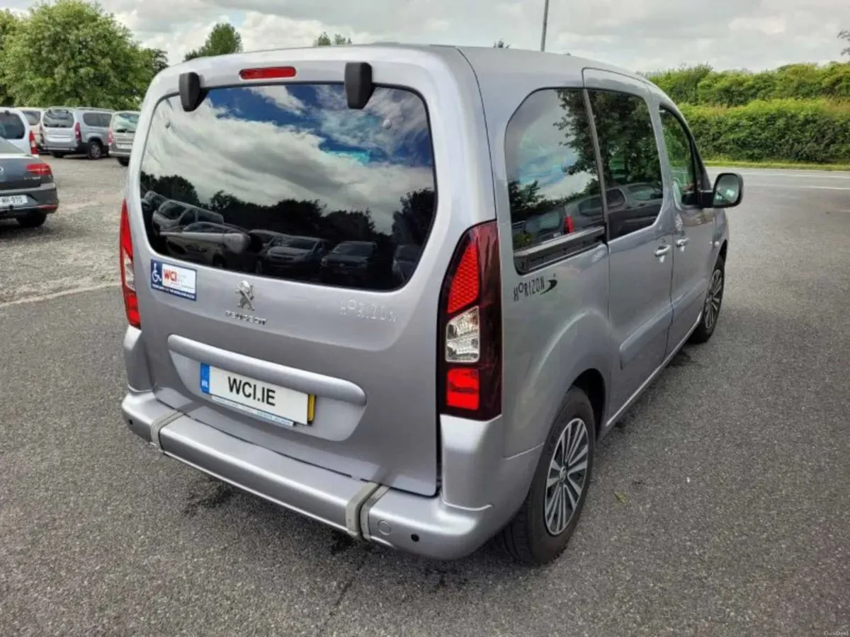 Wheelchair Car Peugeot Partner Horizon - Image 5