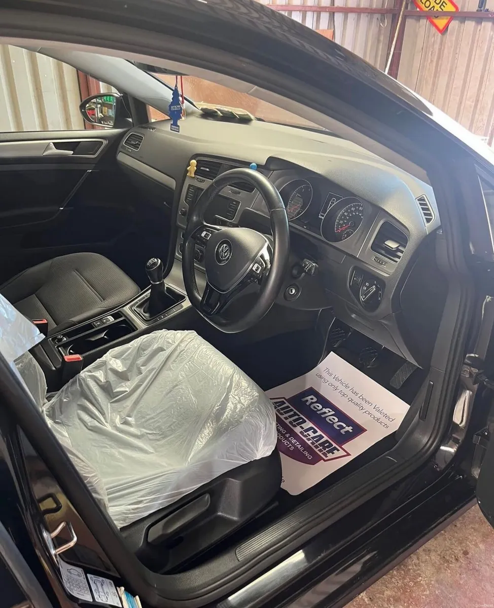 Volkswagen Golf 2016 - Image 2