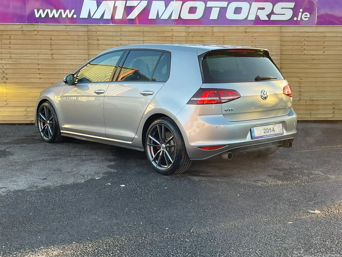 VW GOLF GTI LOW KMS - Image 3