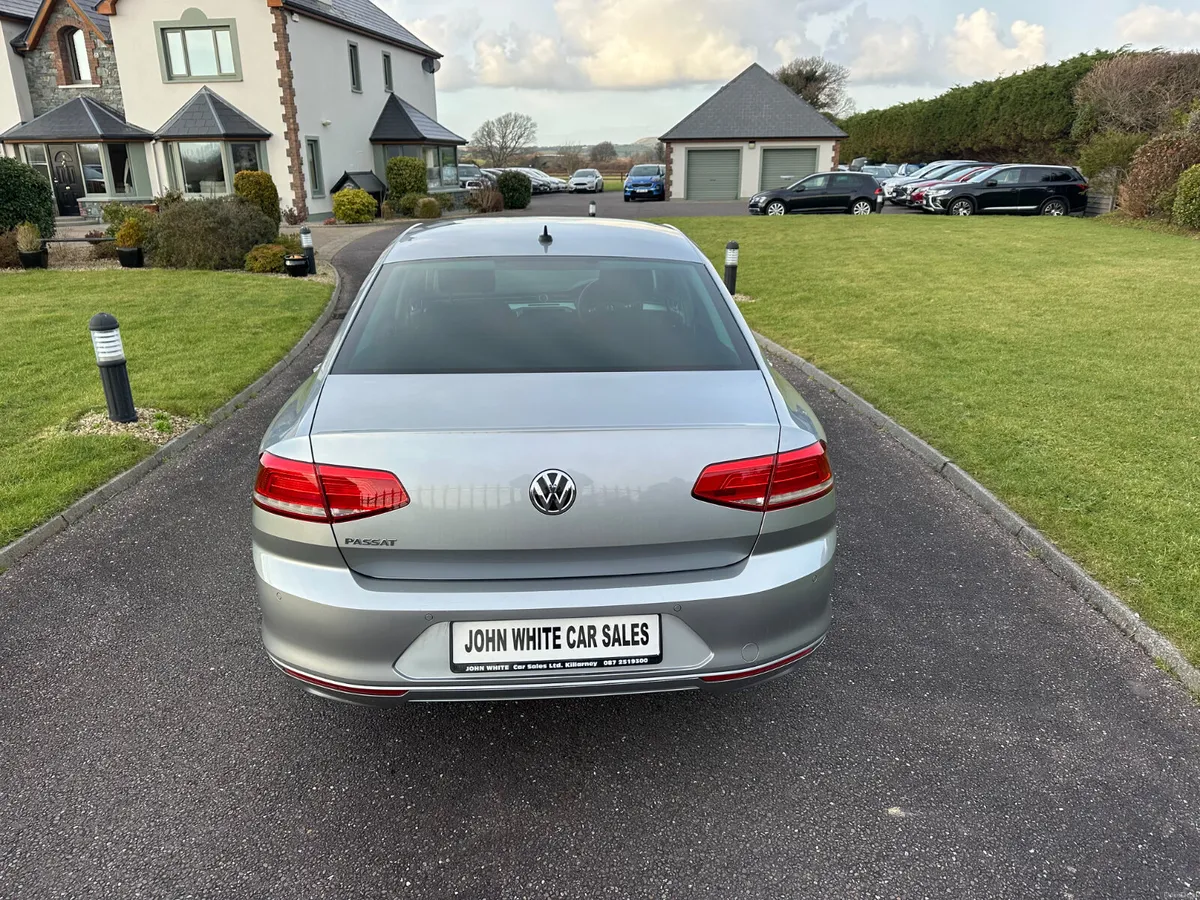 Volkswagen Passat 2018 TDI - Image 4